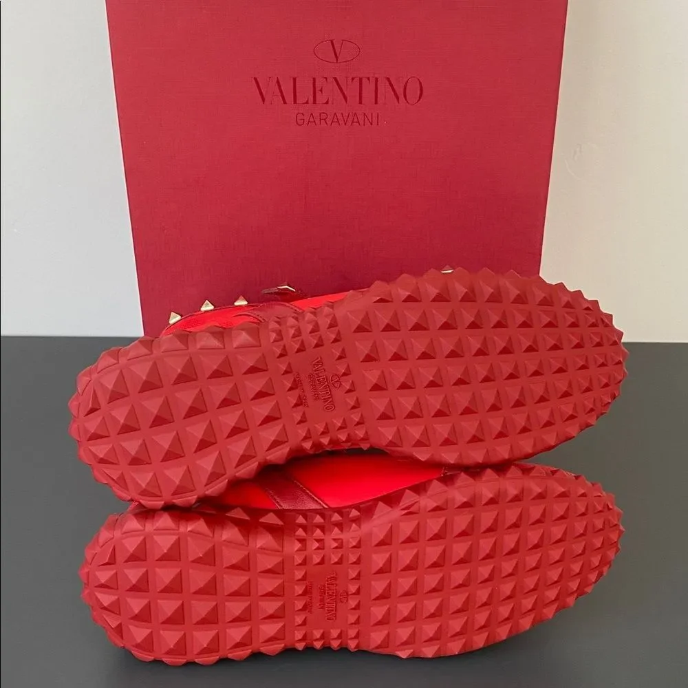 VALENTINO GARAVANI Rockstud Leather Sock Sneakers Sz 37 US 6.5 Luxury Designer
